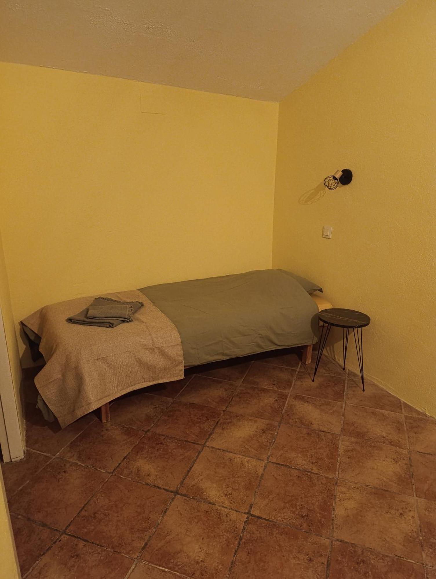 Mas Pitre Panzió Besalú Kültér fotó