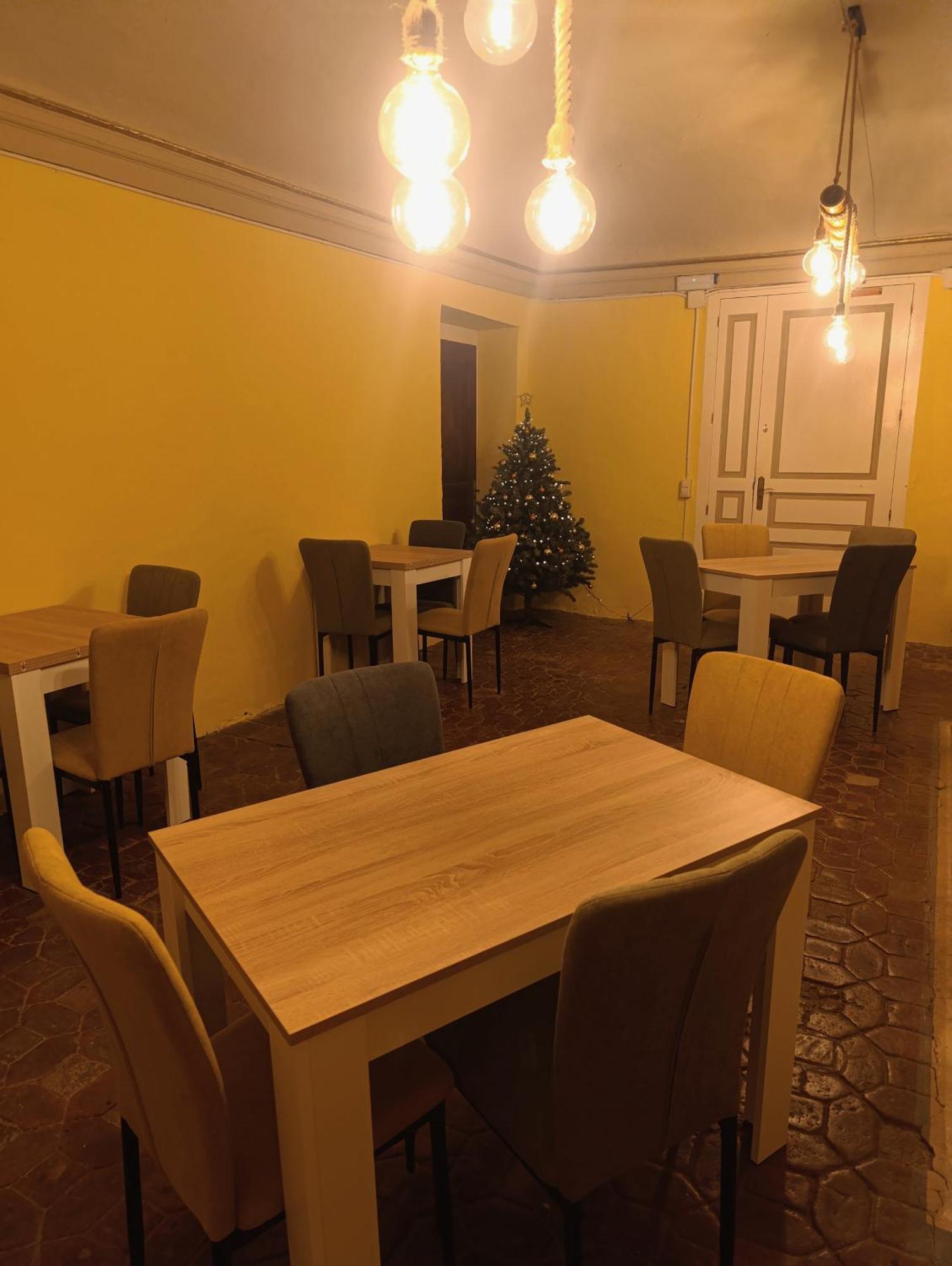 Mas Pitre Panzió Besalú Kültér fotó